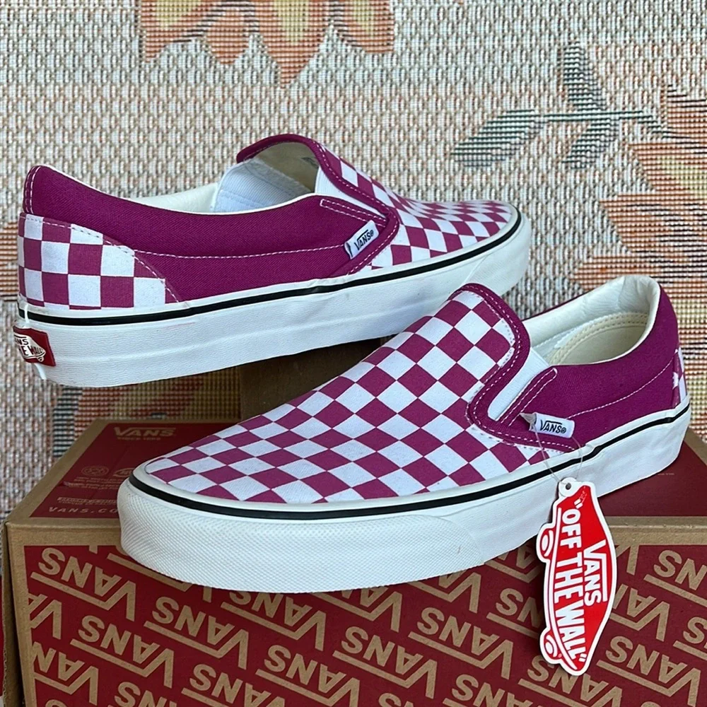 Vans Classic Slip-0n
(Checkerboard) Fuchsia Re VN000XG8AZY
Men’s Sneakers - Picture 9 of 16